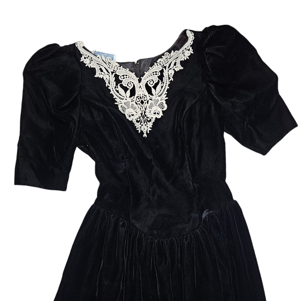 Vintage 80s Gunne Sax By Jessica McClinton Lace Collar Black Velvet Dress Sz 4 ? - Picture 10 of 16